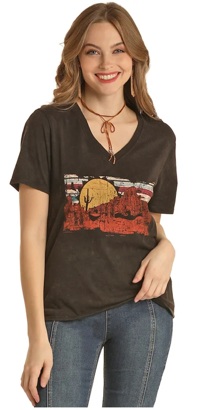 t-shirts with shell studs -t-shirts with shell studs -LADIES VNECK RED & BLACK "DESERT" TEE